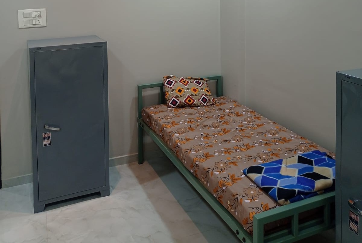 UMA PG room